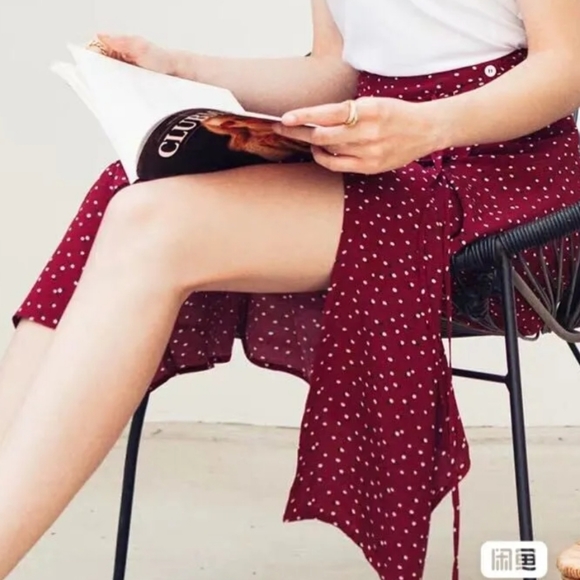 Rouje Red Floral Printed Midi Wrap Glorie Skirt - Picture 10 of 11